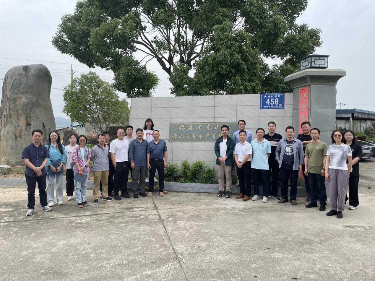 地学部和工学部东山调研1.jpg
