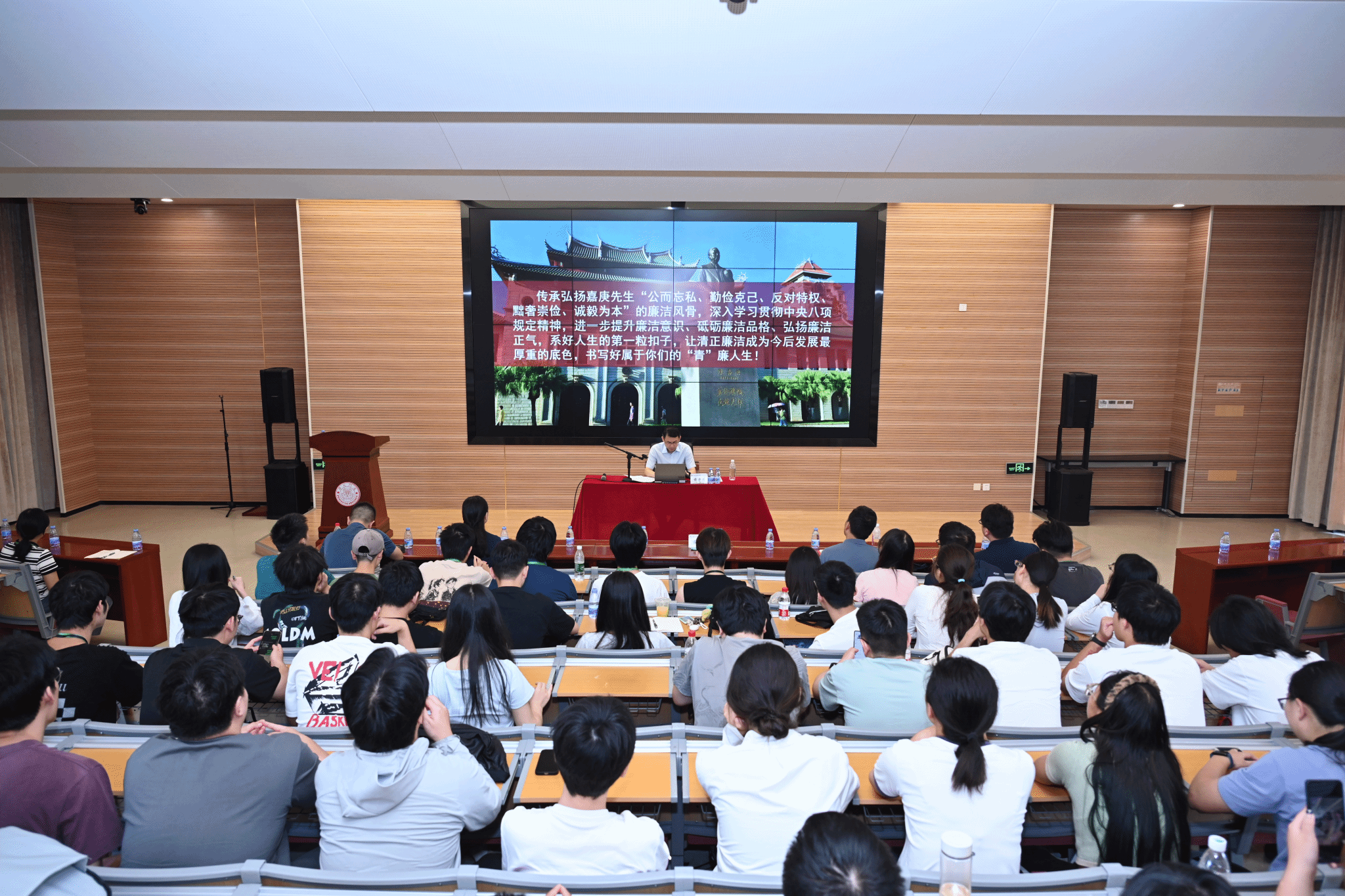 pg娱乐电子游戏场图.png